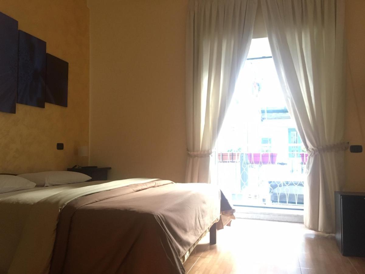 B&B Alloggio Maria Napoli Esterno foto