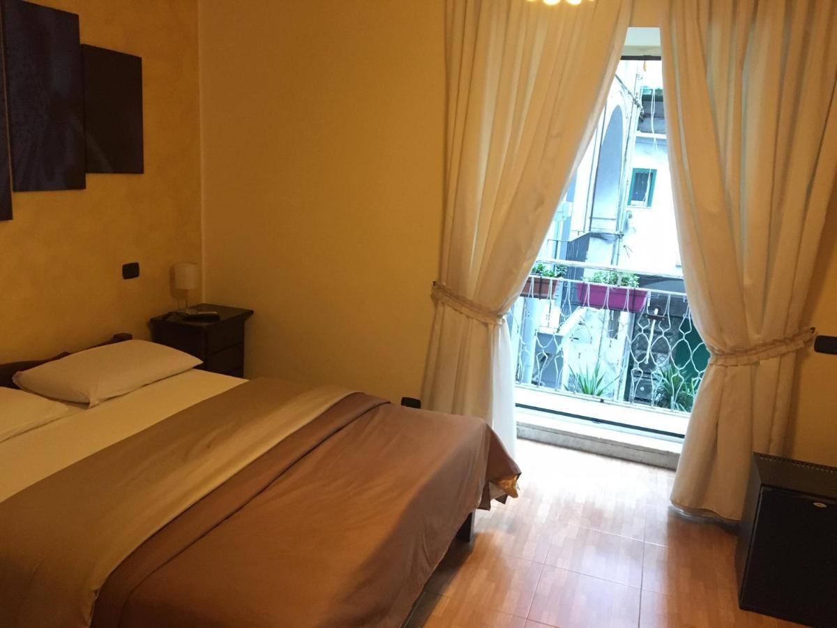 B&B Alloggio Maria Napoli Esterno foto