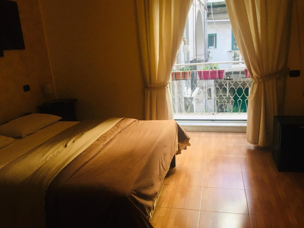 B&B Alloggio Maria Napoli Esterno foto